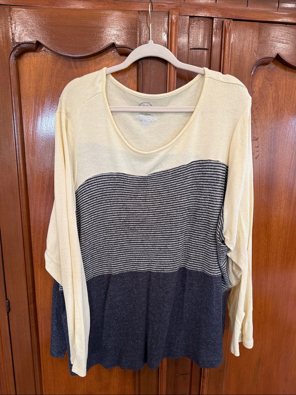 Women’s Yellow and Charcoal Colorblock Long Sleeve Top
